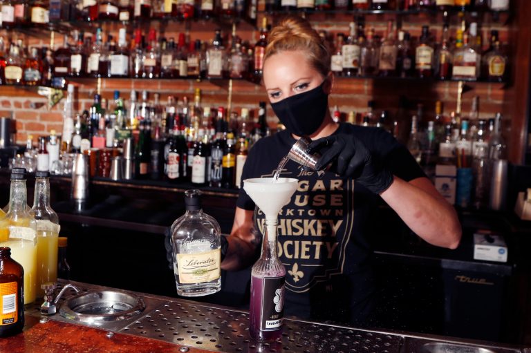 Virginia legislature sends permanent to-go cocktails bill to Youngkin’s desk