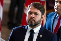 ‘McCain-syle Republicans’ choose Gallego over Lake in Arizona Senate: Poll
