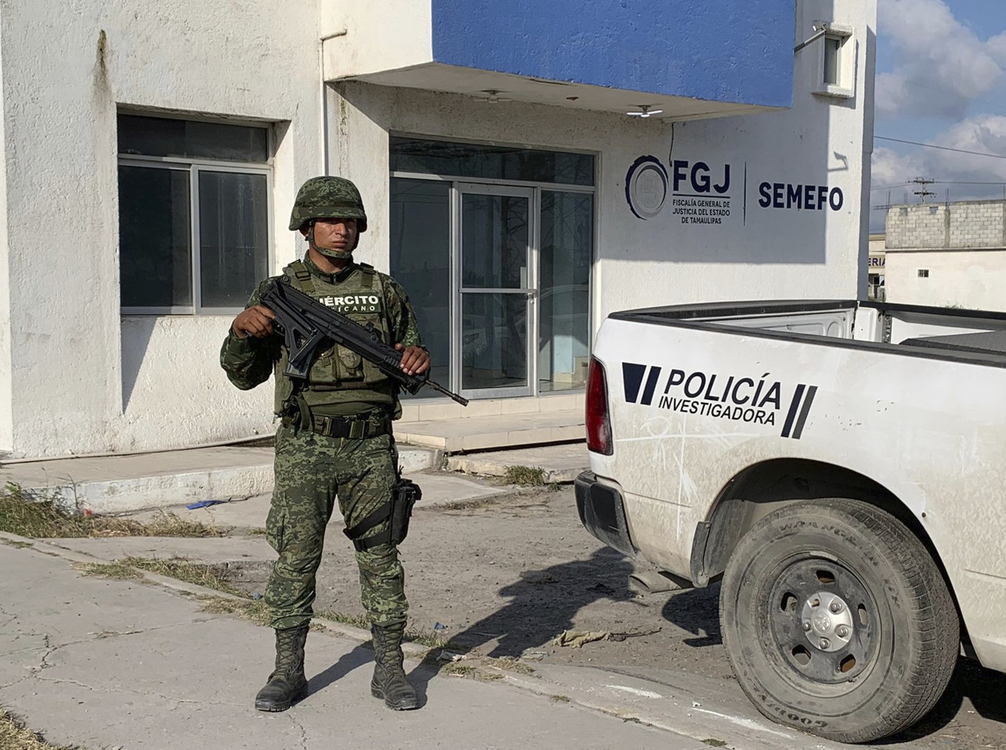 Twelve gunmen killed by Mexican soldiers miles from Texas border