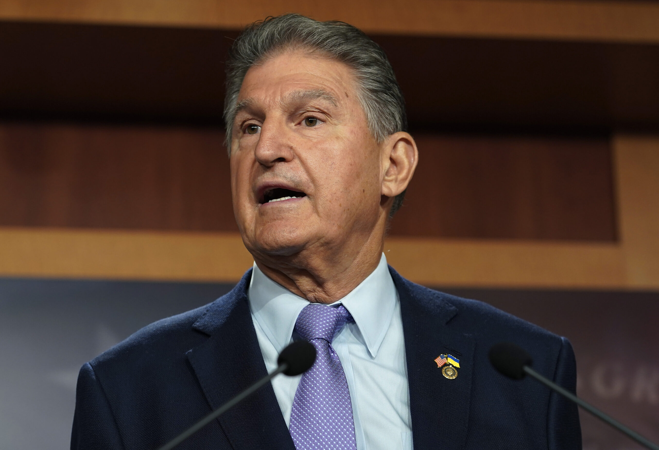 Manchin-backed Mountain Valley Pipeline delayed again