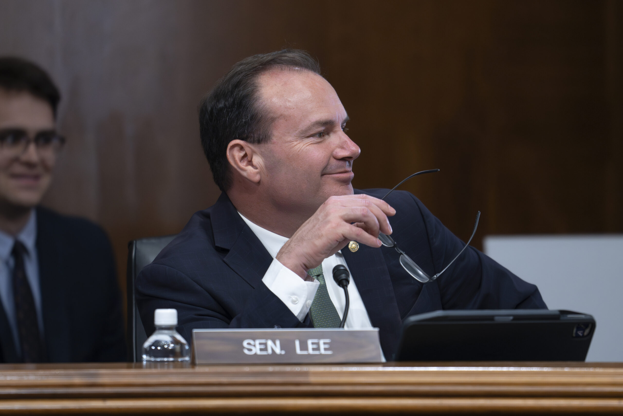 Mike Lee is stepping up for parents online
