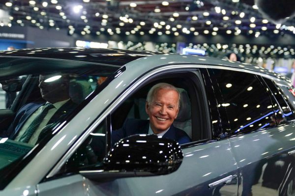 The Biden plan to ban gas cars