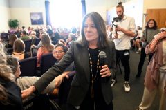South Carolina primary: Marianne Williamson beating Dean Phillips in fight for second place