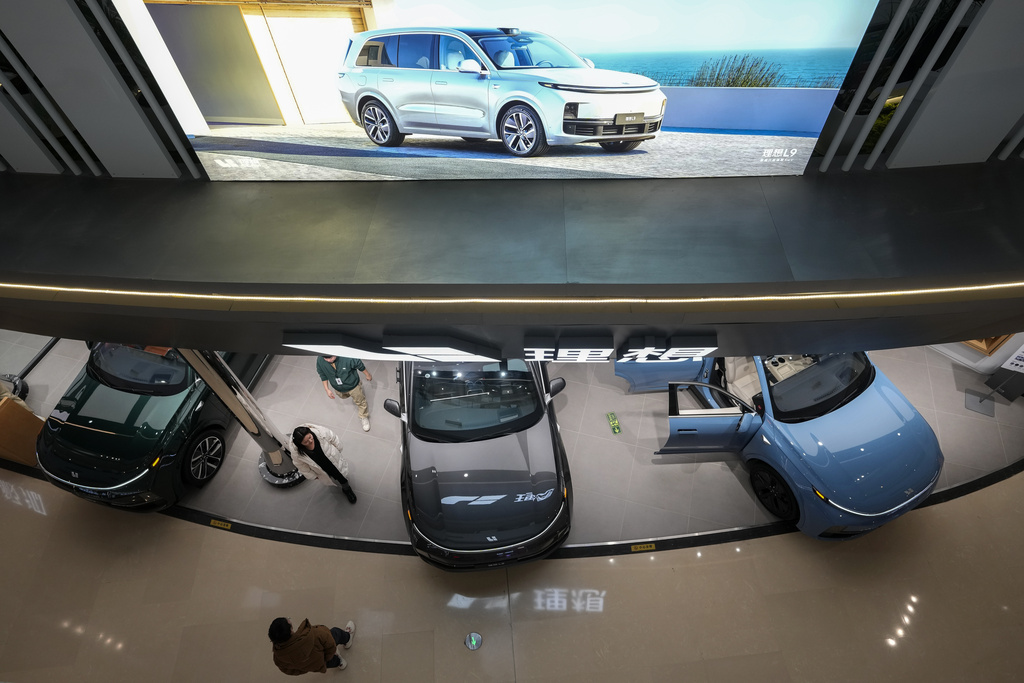 Commerce Department investigating national security risks posed by Chinese smart cars