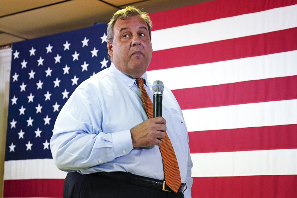 Christie carries on anti-Trump role by blasting Vance: ‘Not a message of unity’ thumbnail