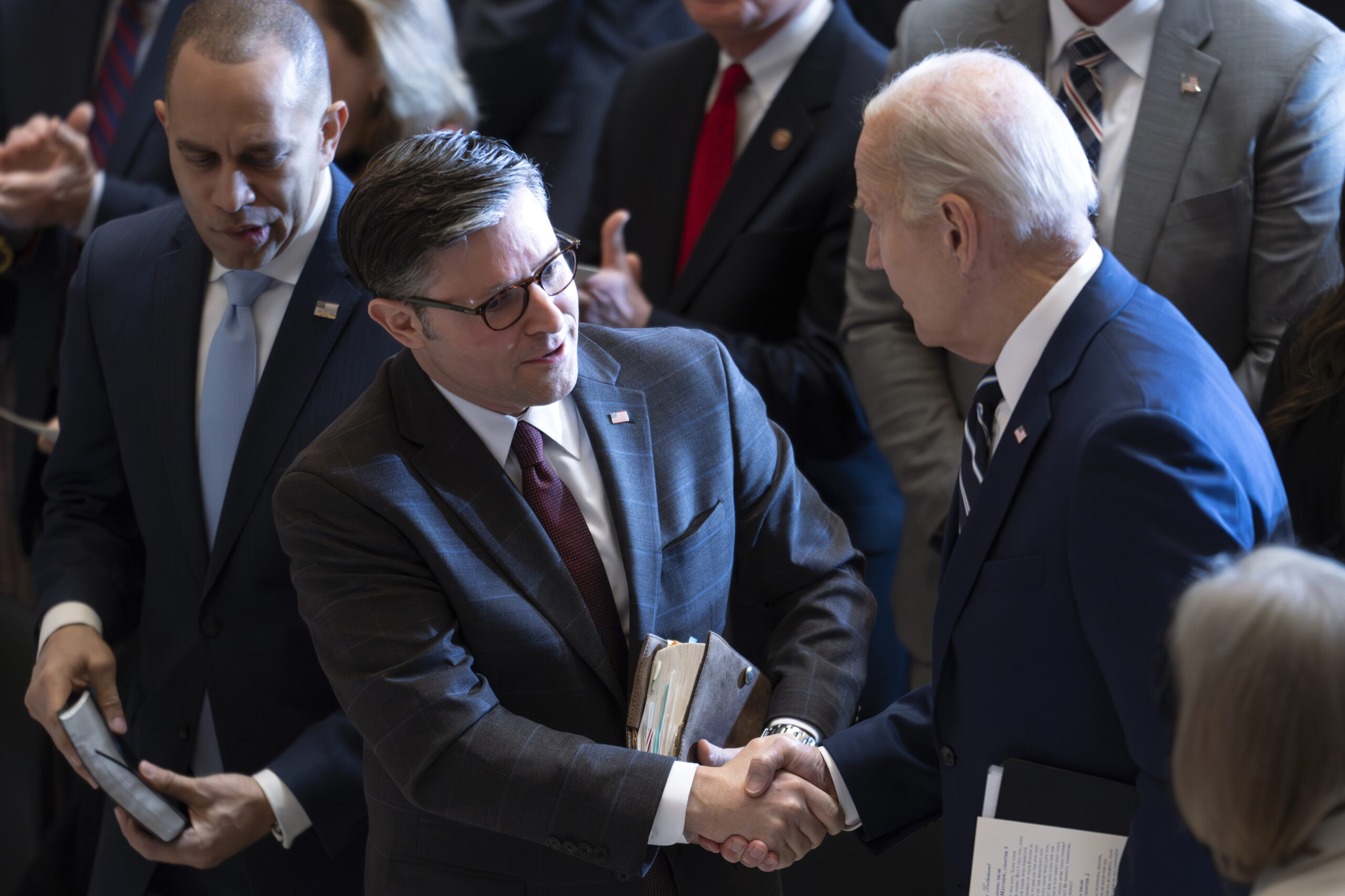 Congress should focus on more stand-alone bills