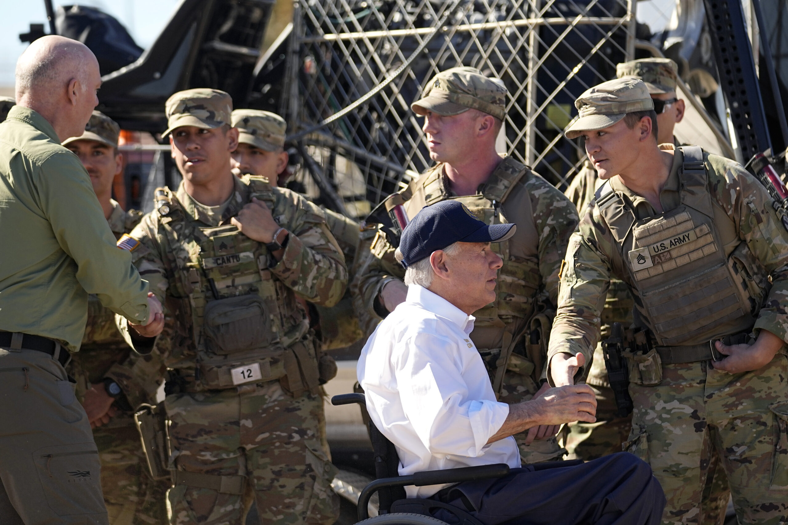 Greg Abbott to build military base in Eagle Pass