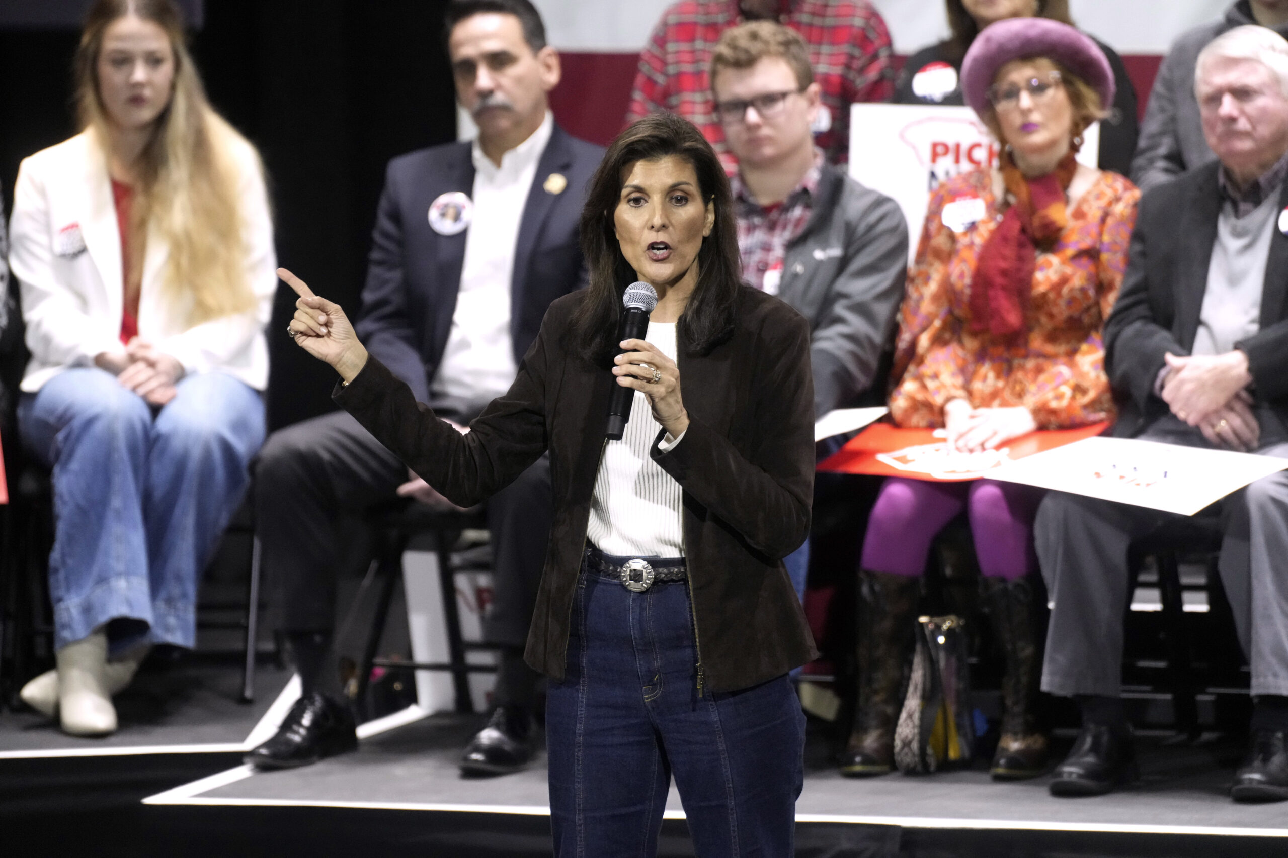 Haley debuts new immigration attack on Trump for once donating to Kamala