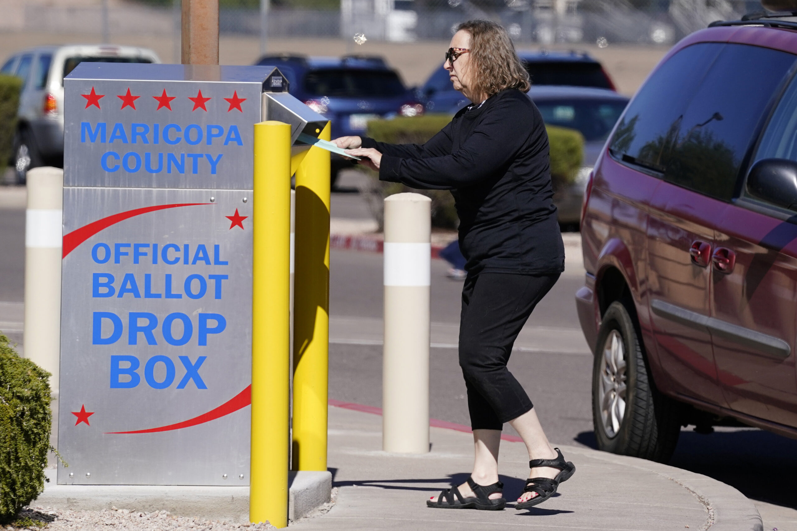 Democrats seeking to intervene in Republican Arizona election manual challenge