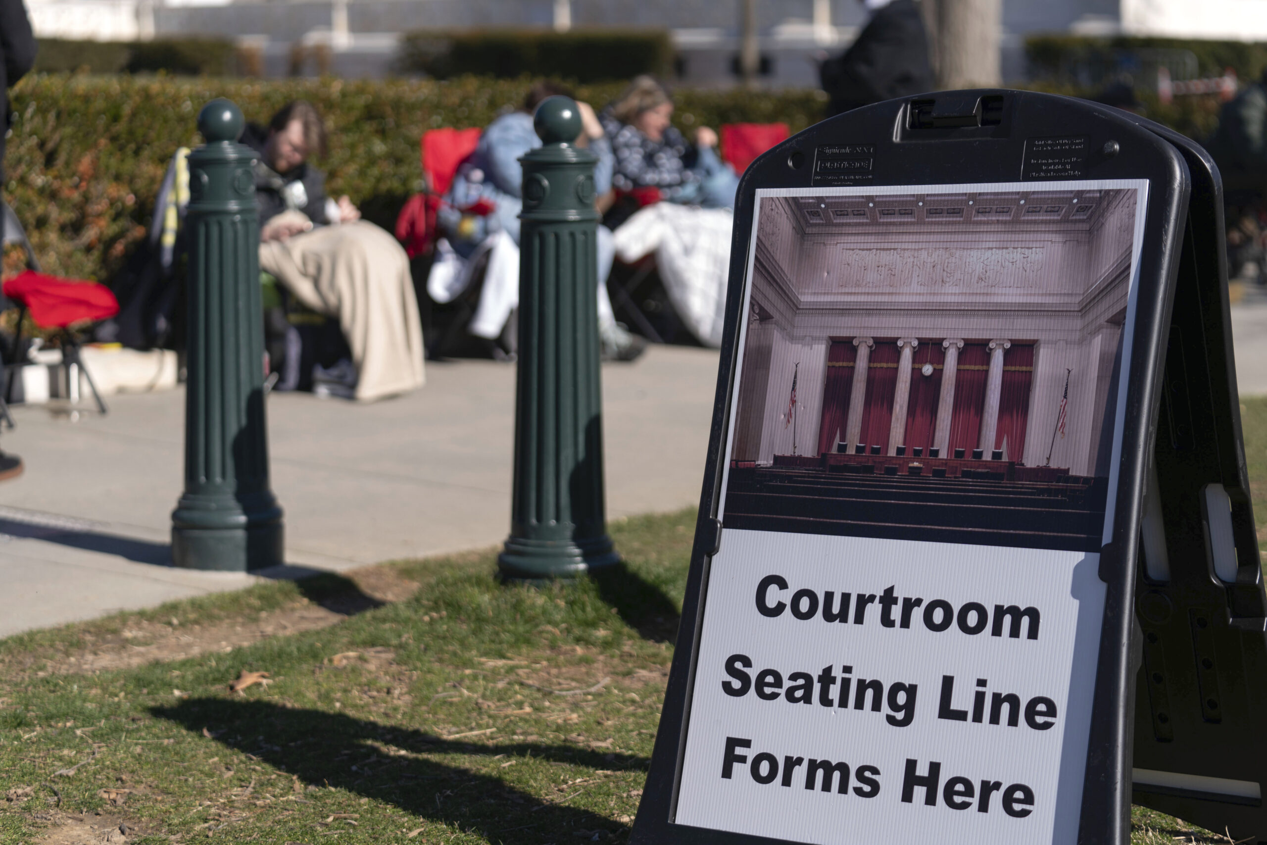 Trump’s 14th Amendment ballot dispute brings overnight crowd to Supreme Court steps