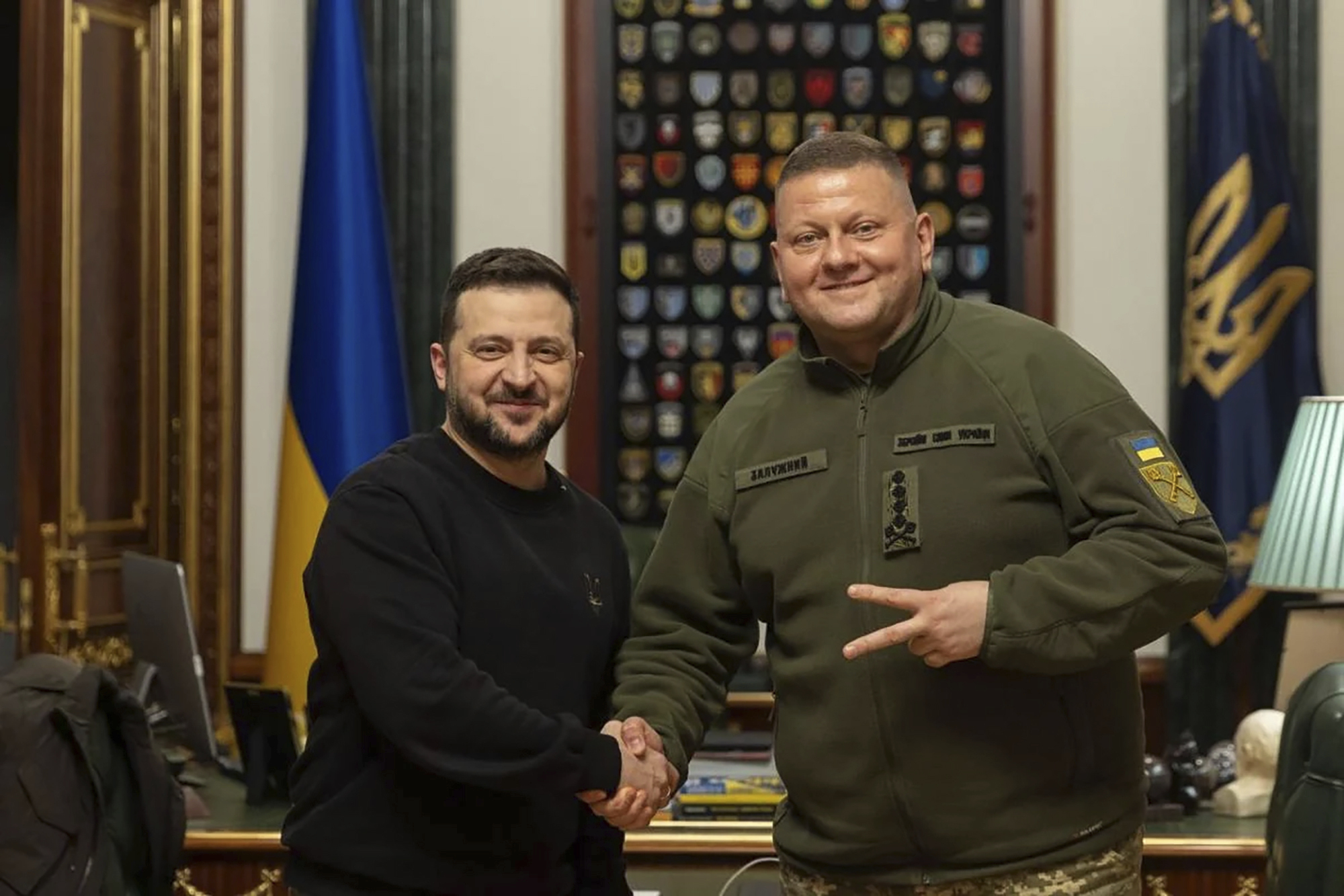 Dismissing top military official, Zelensky makes risky, politicized move