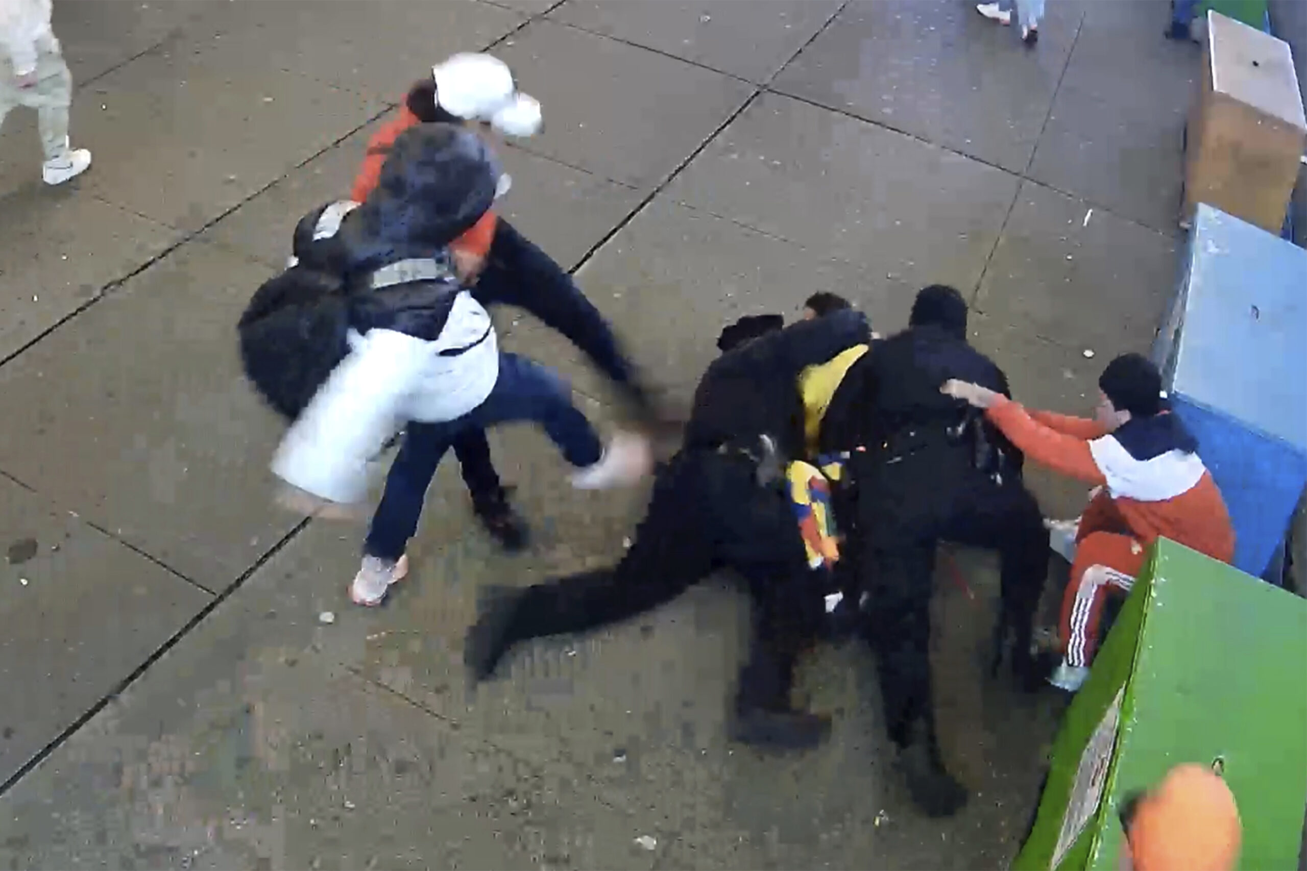 Manhattan grand jury indicts seven immigrants over assault on NYPD officers