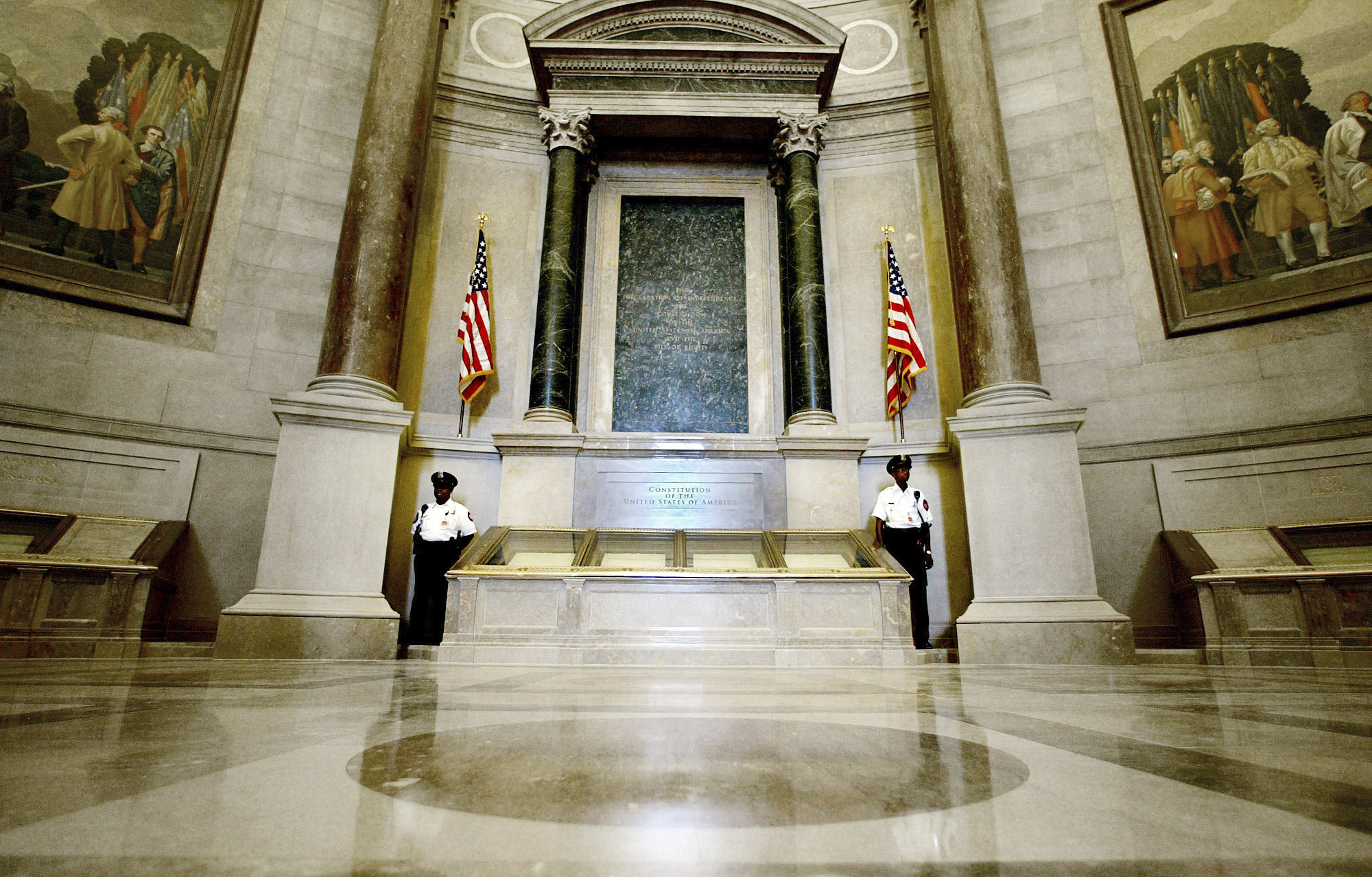 Climate protesters target Constitution with red powder at National Archives