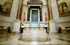 Climate protesters target Constitution with red powder at National Archives