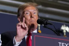 Republicans face Trump turning ‘effectively bankrupt’ RNC into legal fund for indicted front-runner