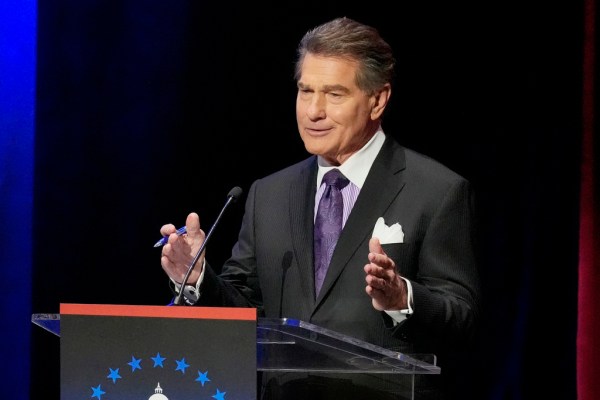 Super Tuesday: How Republican Steve Garvey could steal California Senate seat