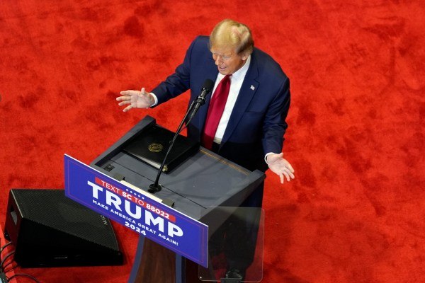 Trump predicts ‘gigantic’ victory over Haley on eve of South Carolina primary