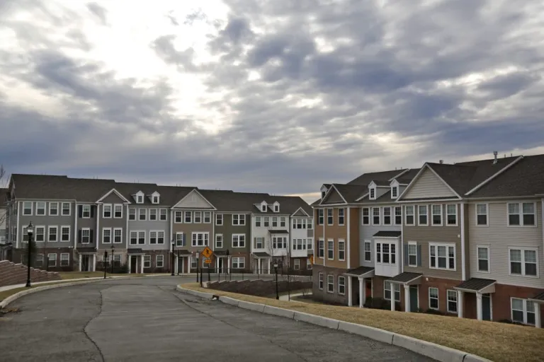 Townhouses in Wood-Ridge, New Jersey.
