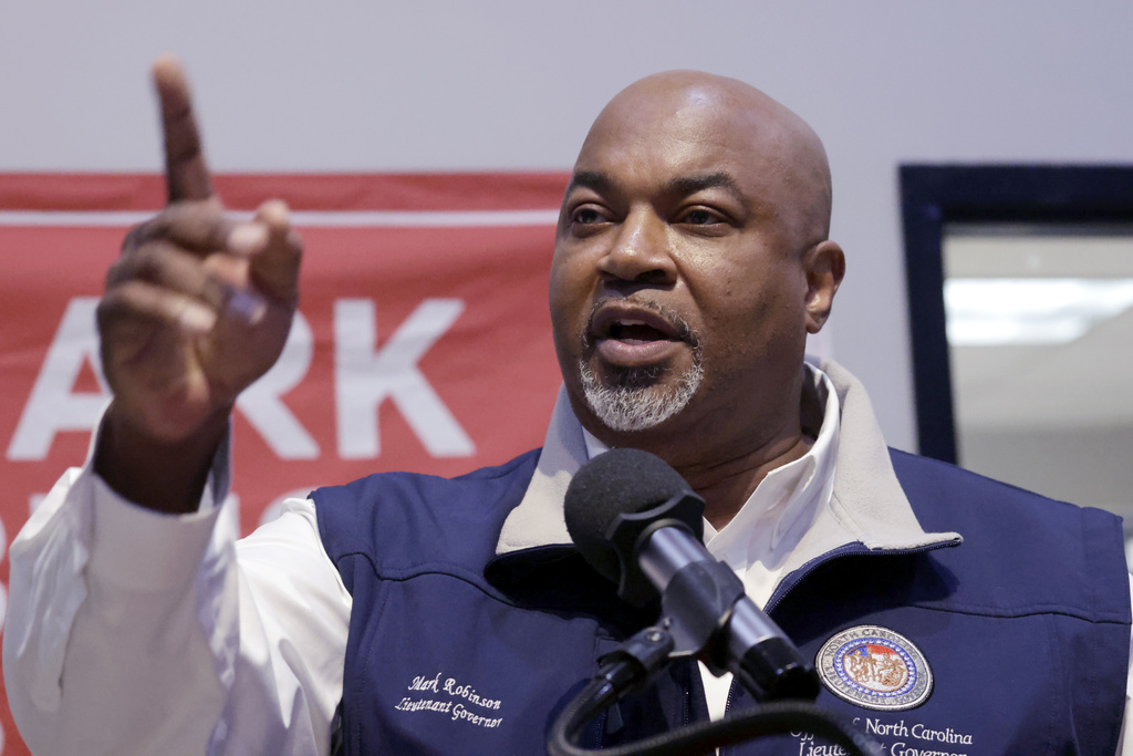 Robinson trails Stein by 17 in another poll