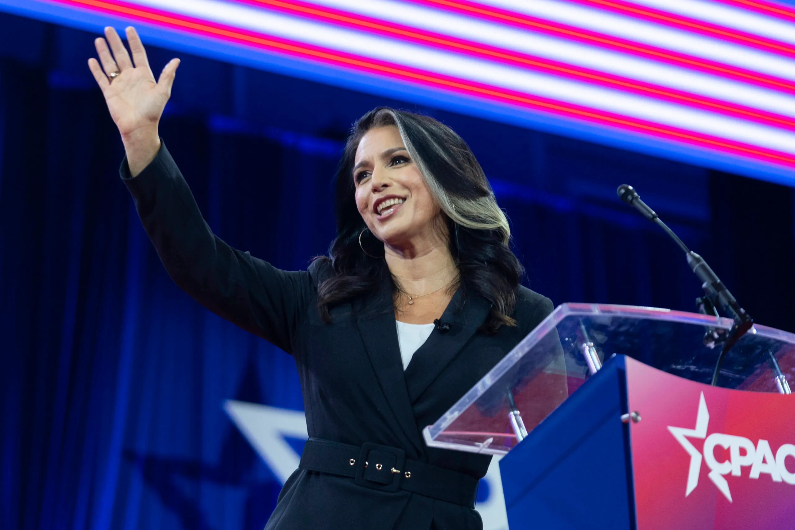 Tulsi Gabbard says it’s not ‘a leap’ to think Hillary Clinton controlling US government