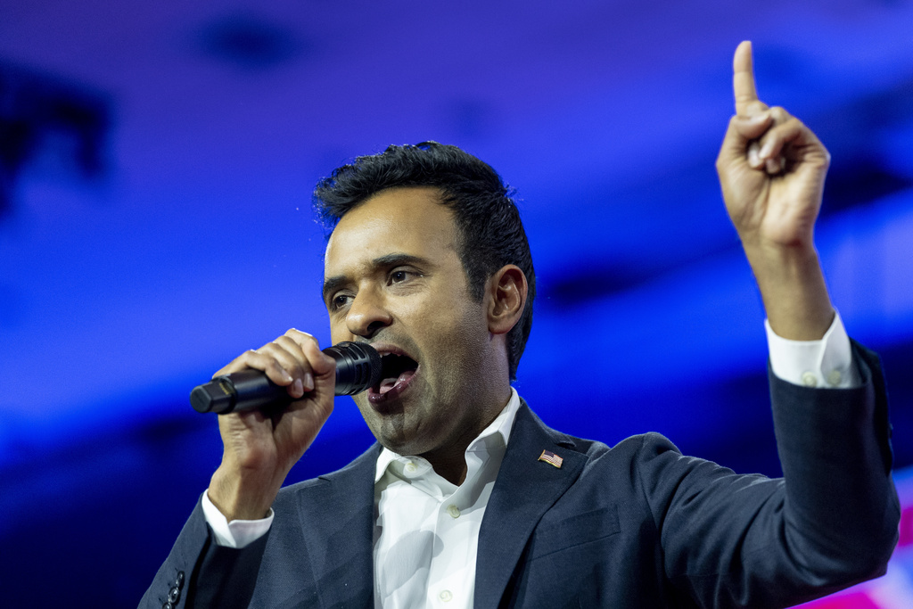 Vivek Ramaswamy praises Utah mayor Trent Staggs days ahead of crucial Senate primary