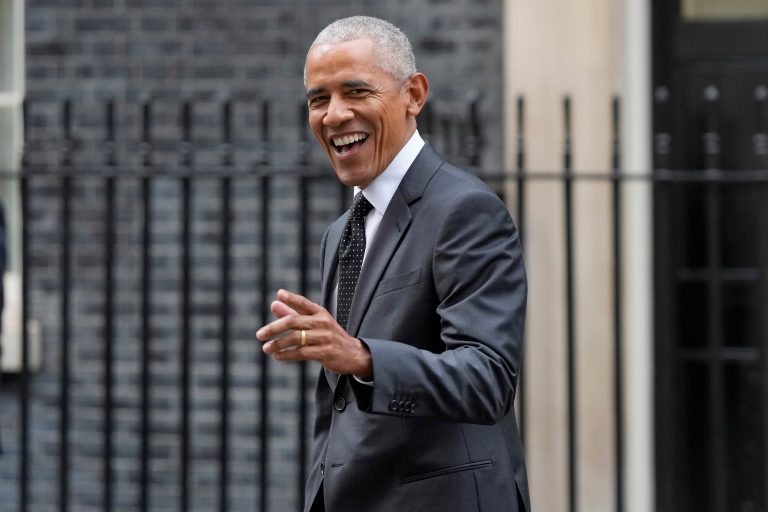 Barack Obama makes surprise appearance at Downing Street to meet with Rishi Sunak