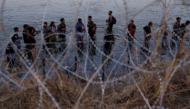 Appeals court keeps Texas immigration law paused in win for Biden