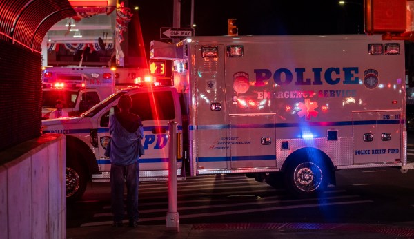 911 outages reported in several states throughout US