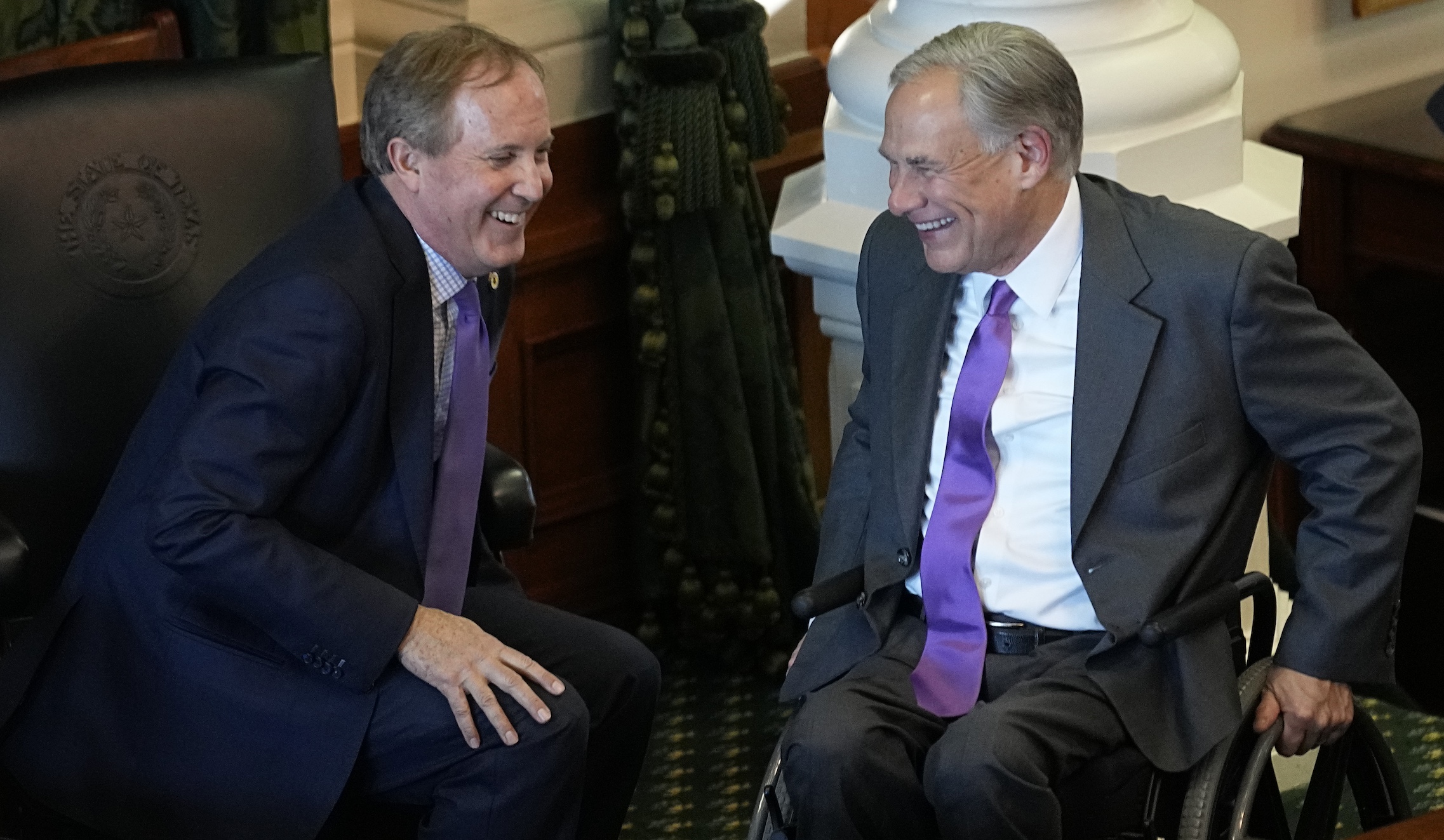 Ken Paxton spared from trial after prosecution agrees to deal nearly a decade after indictment