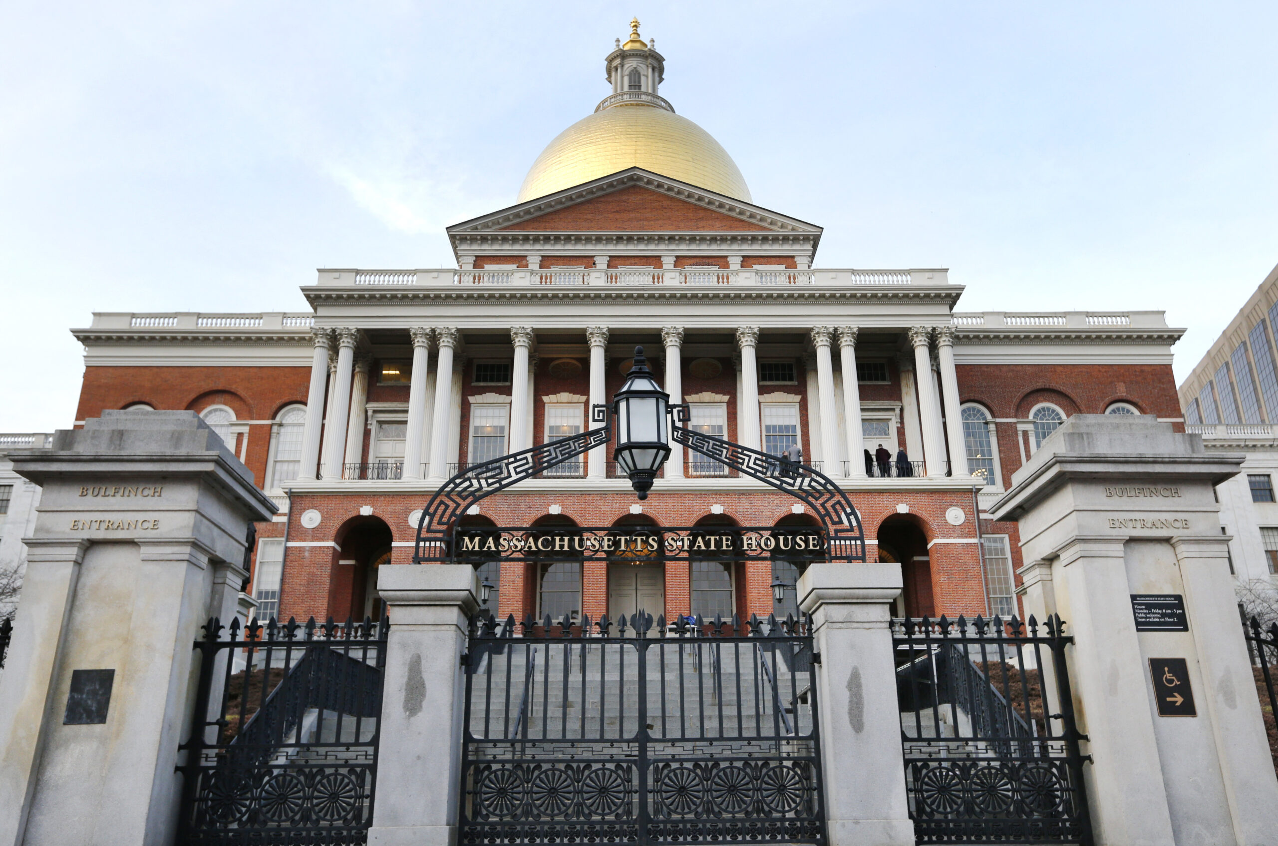 Massachusetts Republicans see opportunity to make inroads in Democratic stronghold