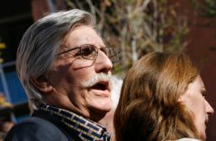 Fred Goldman, Kato Kaelin, and Caitlyn Jenner react to news of O.J. Simpson’s death
