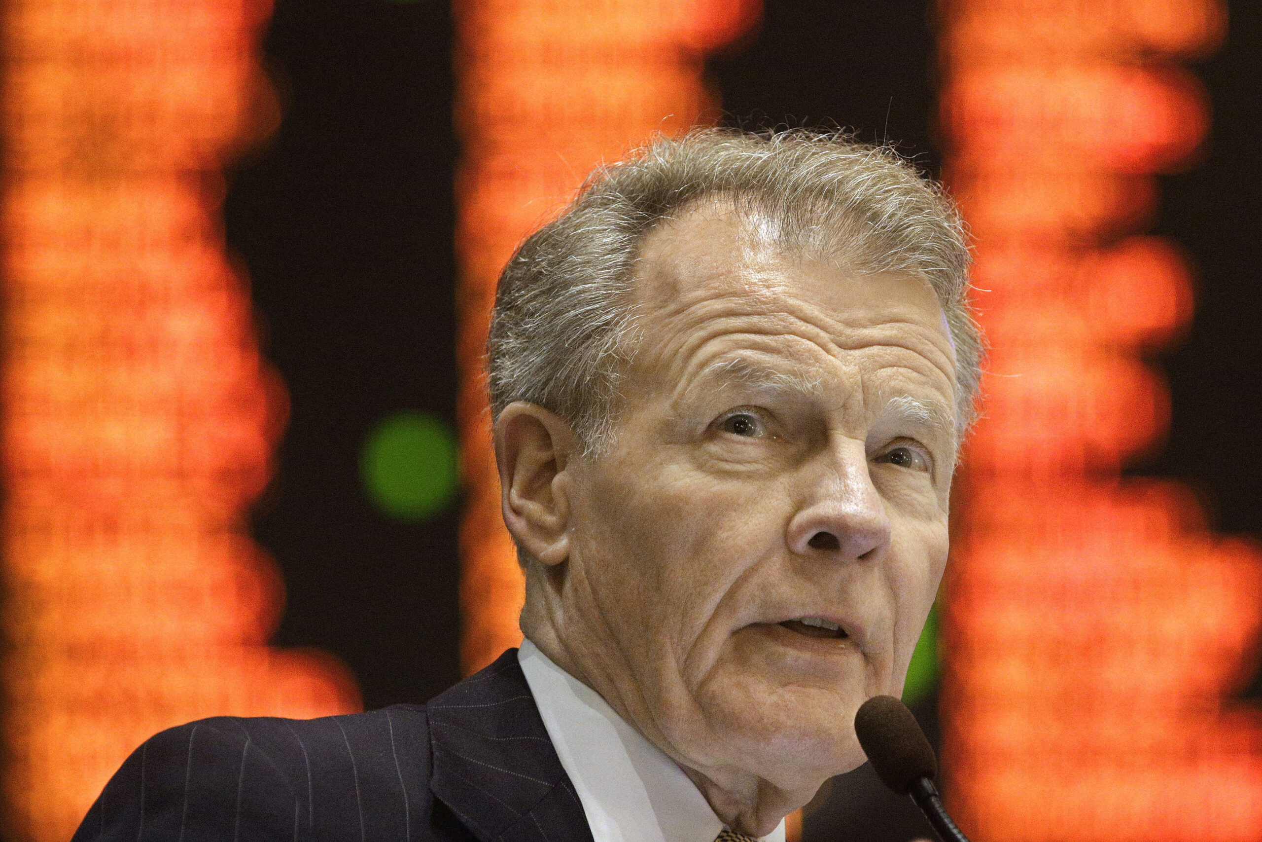 Judge tells key witness in Madigan corruption case he handed defense ‘a gift’