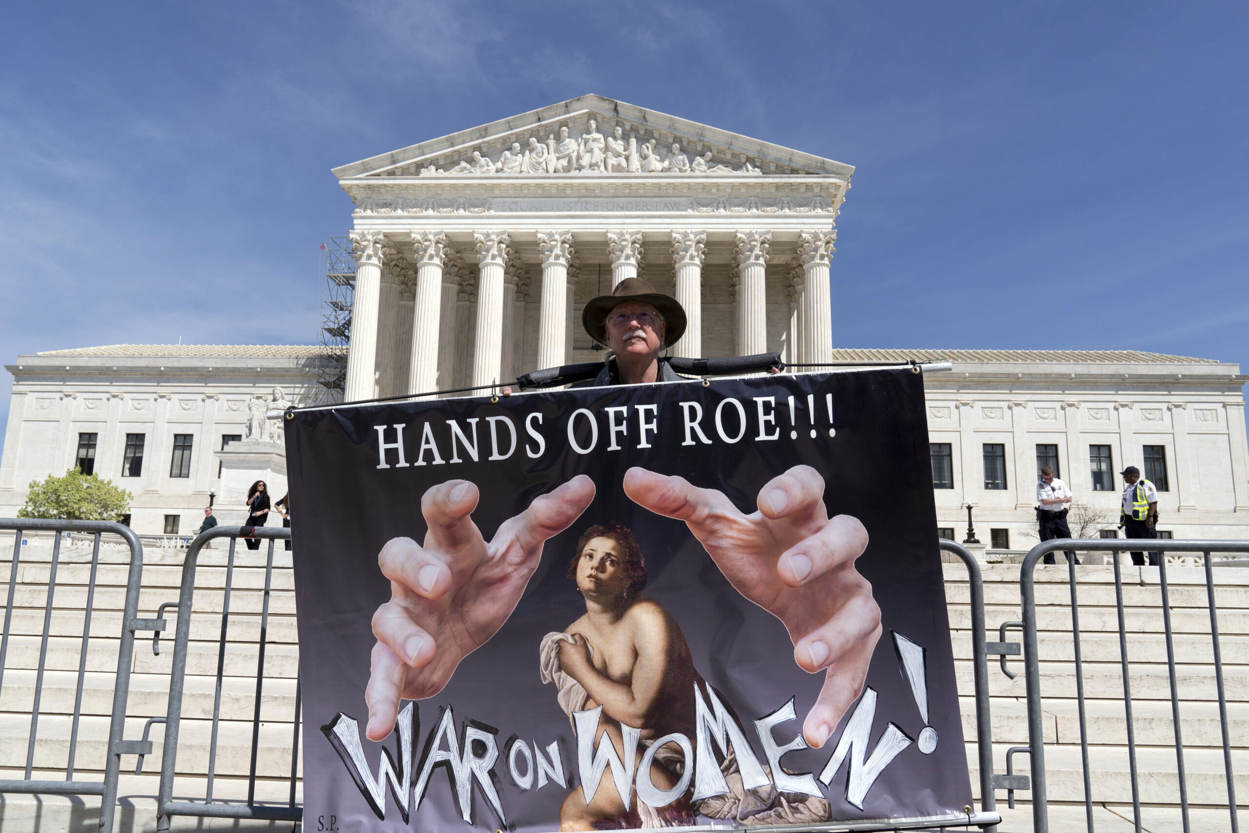 Man sentenced to 90 months in prison for firebombing anti-abortion group