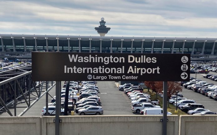 Eighteen people sent to hospital after mobile lounge hits dock at Dulles Airport thumbnail