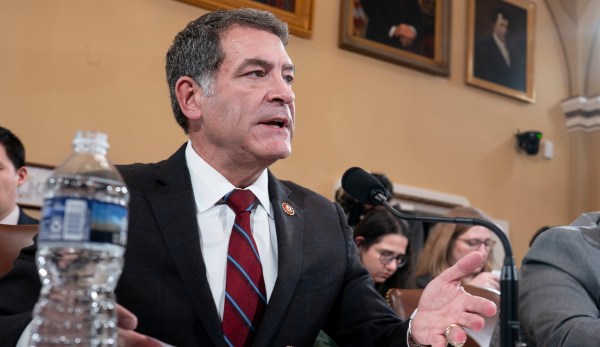 Illegal immigrants would be banned from boarding commercial flights under GOP bill
