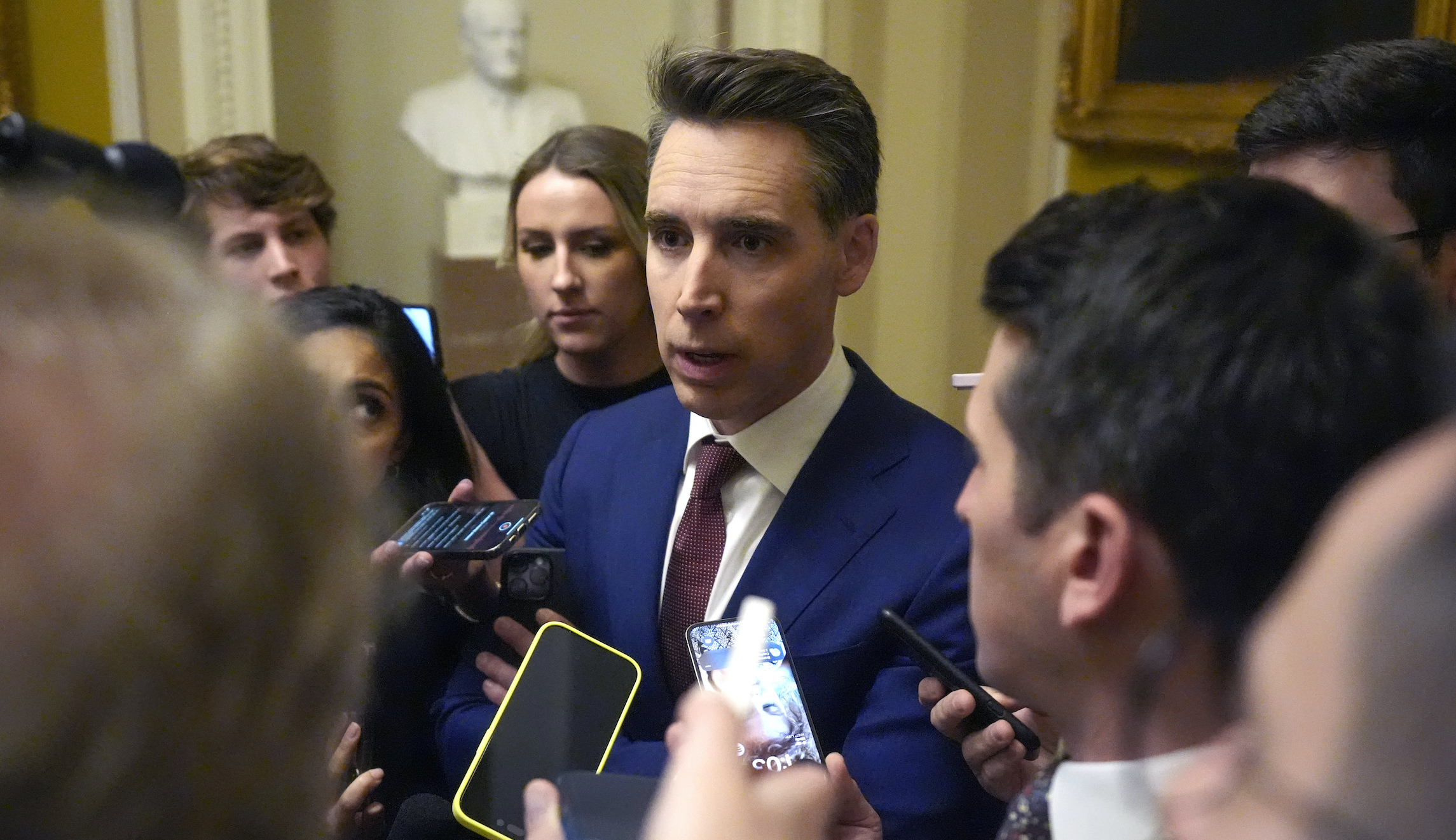 Senators see must-pass FAA bill as last chance for lame-duck priorities