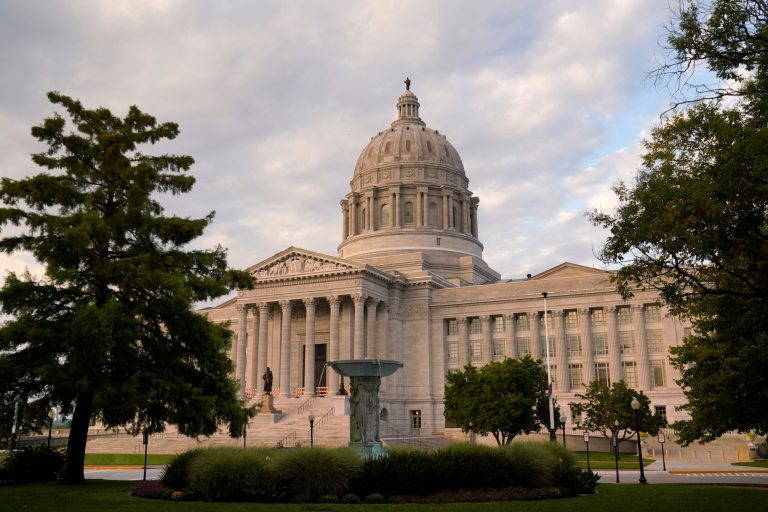 Bill phasing out corporate income tax, tax credits in hands of Missouri Senate