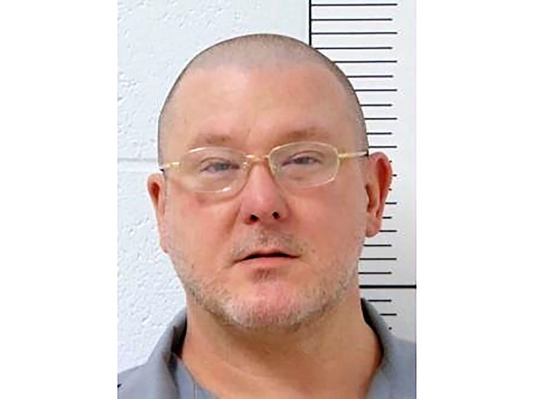 Missouri man executed for killing cousin and her husband