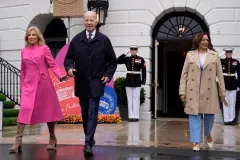 Biden to host Muslim leaders in surprise White House meeting