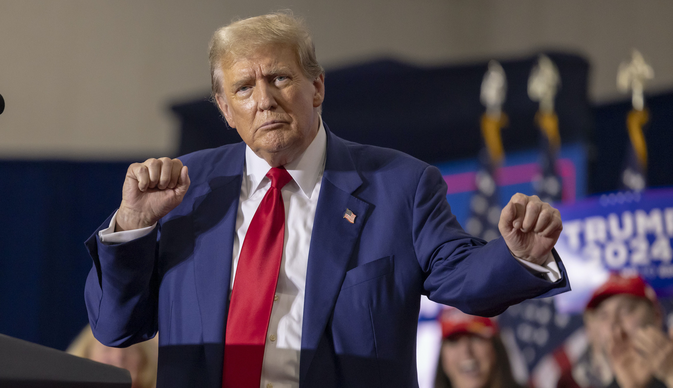 WATCH LIVE: Trump holding campaign rally in Wilmington, North Carolina