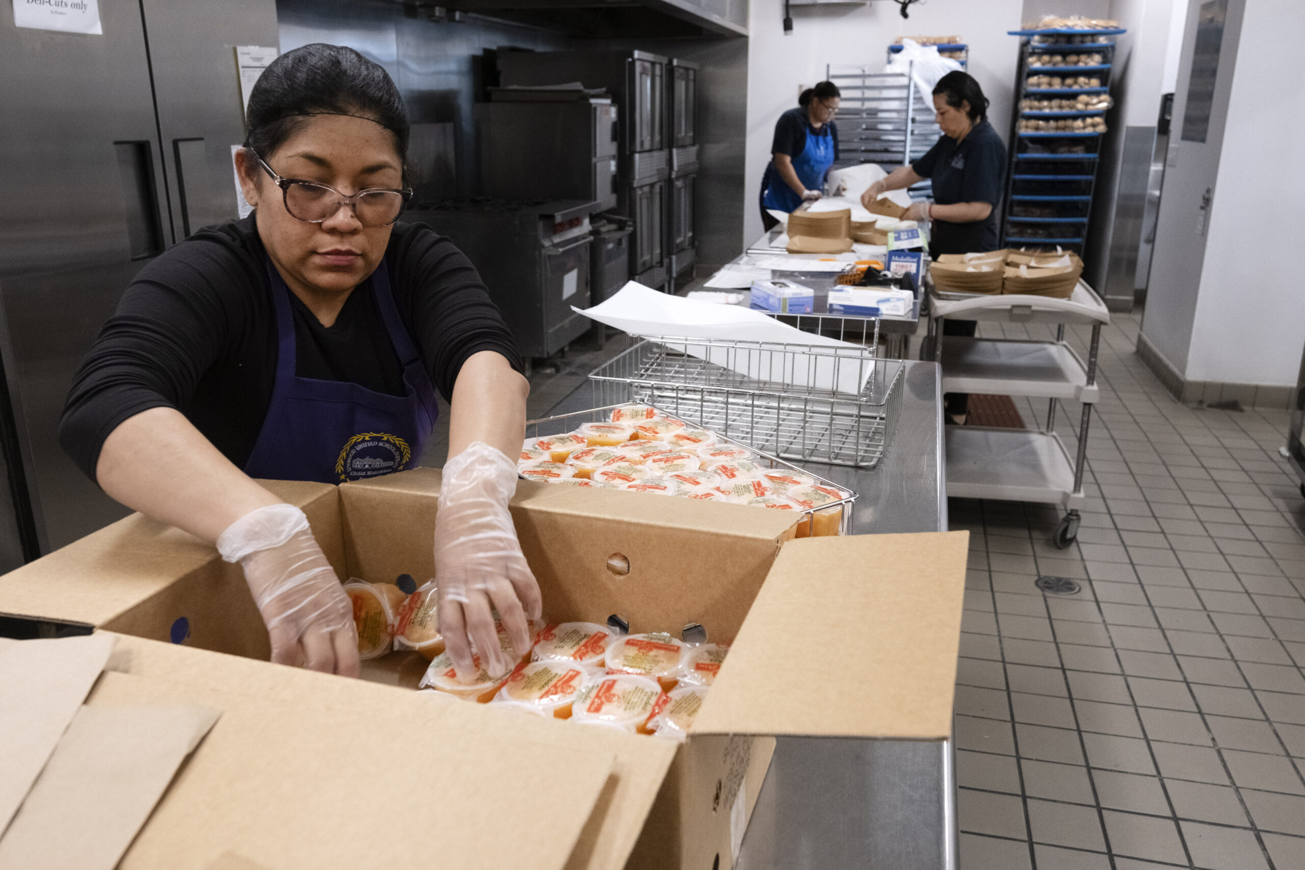 USDA announces plan to phase in sugar limits on school meals