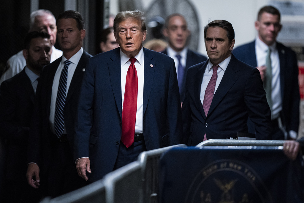 Internal Trump memo downplays abortion in Arizona while Democrats bank on opposite