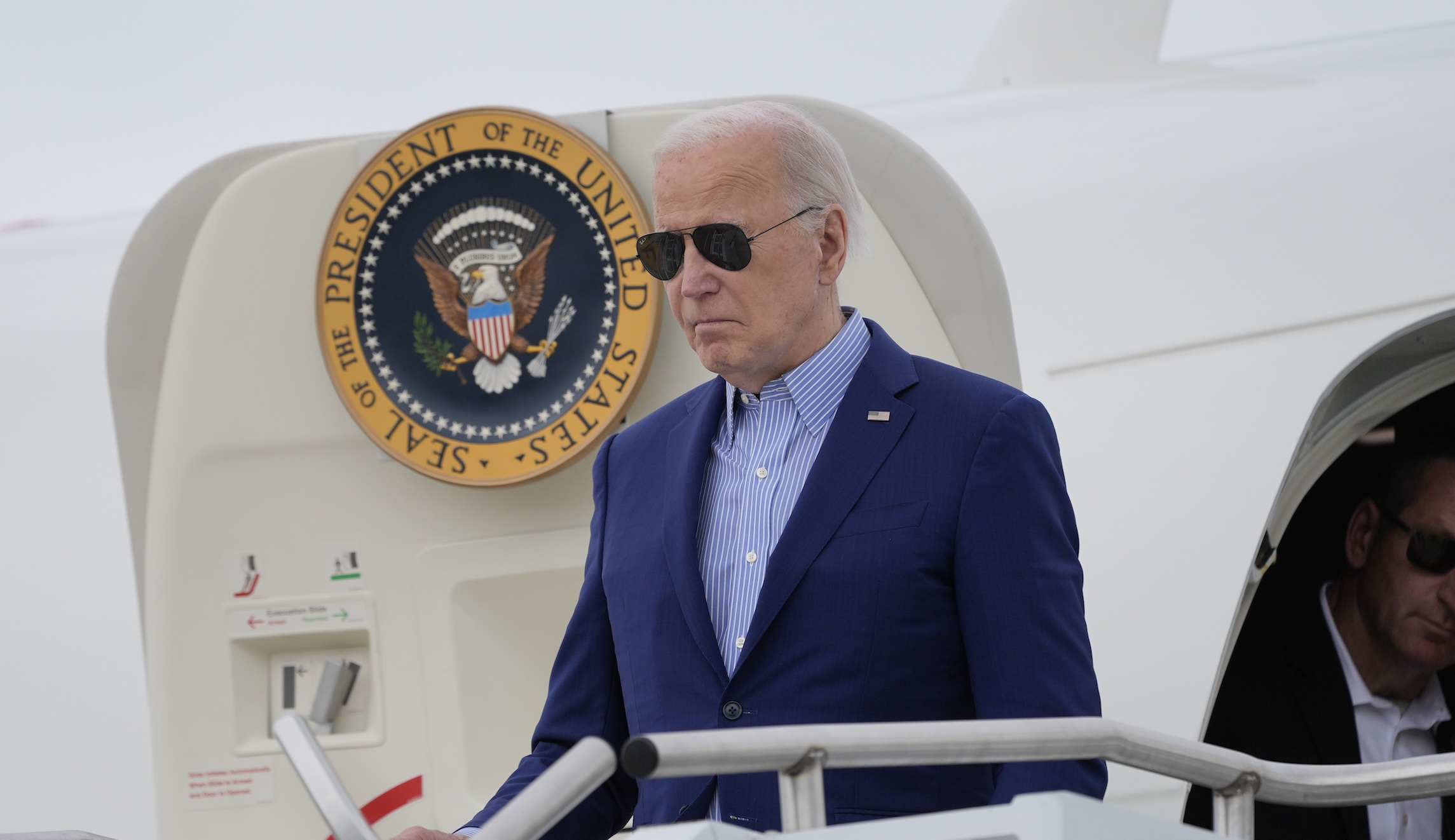 Biden ‘strongly supports’ House GOP’s Ukraine and Israel aid plans
