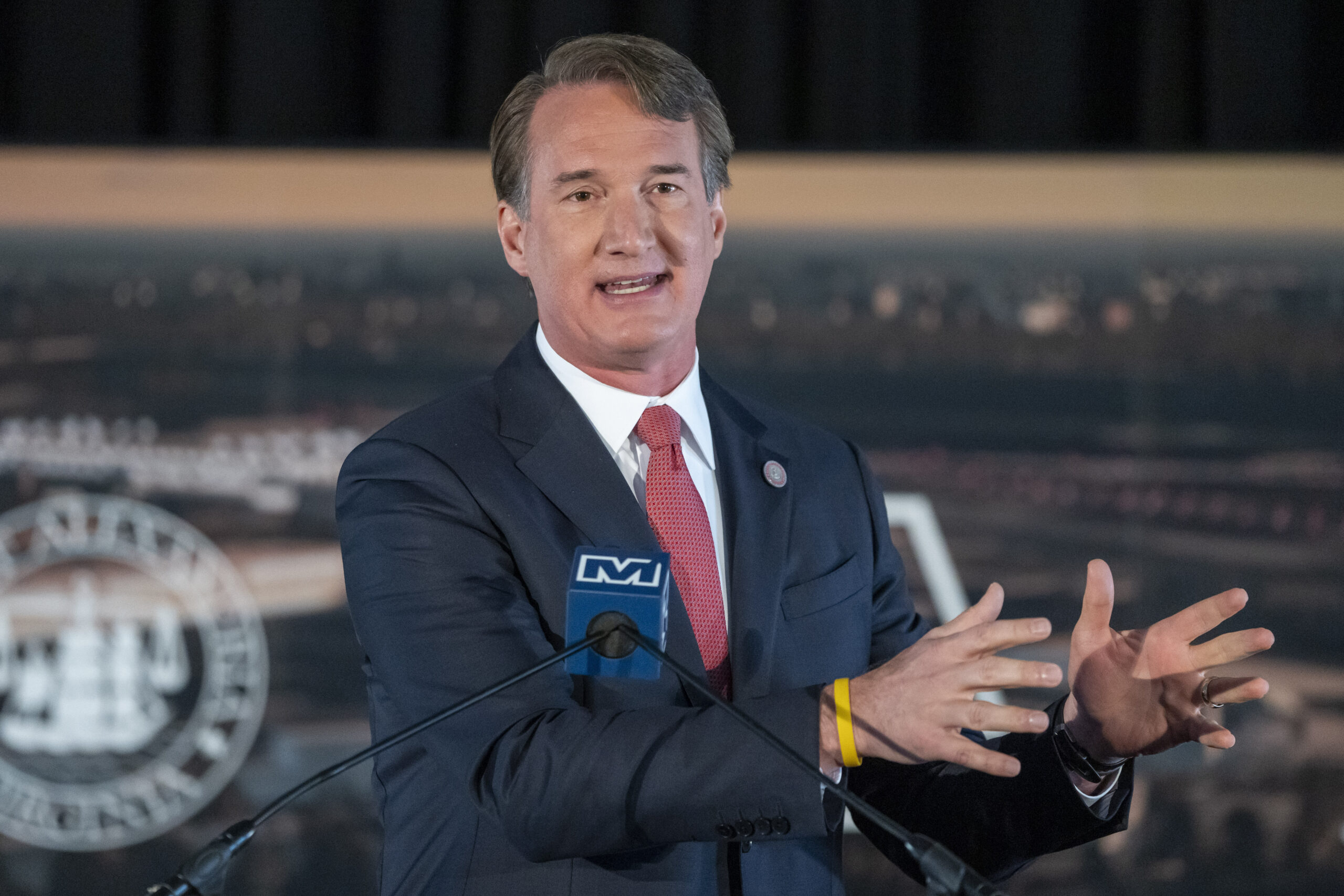 Youngkin signs law undercutting NCAA by letting colleges pay athletes directly