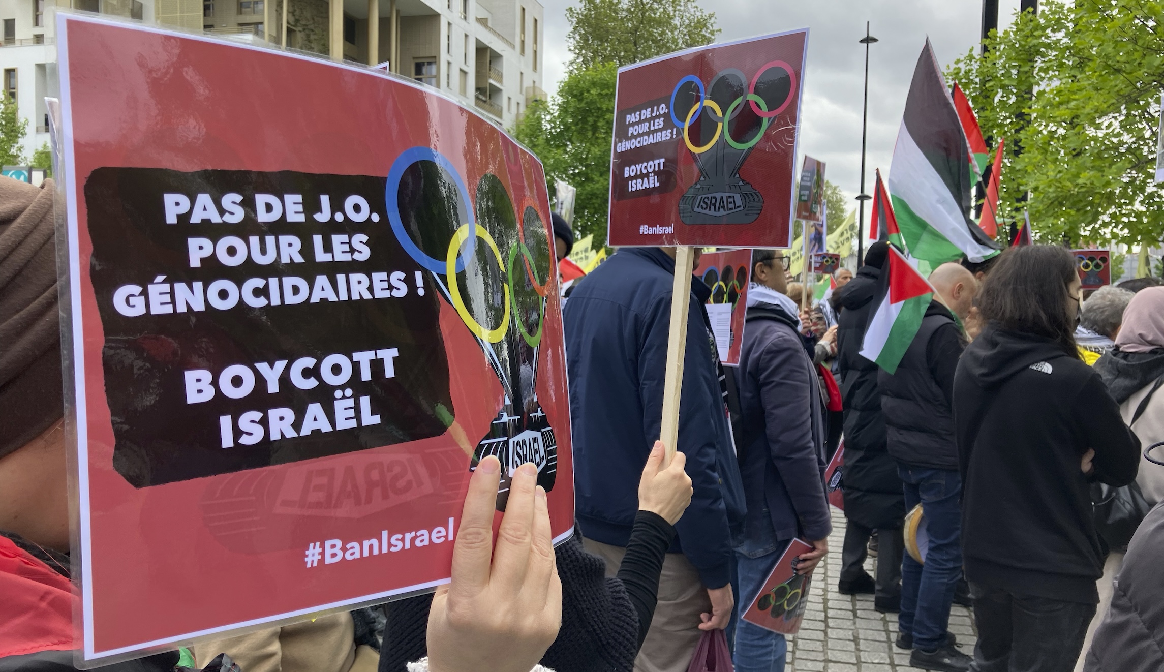Anti-Israel protesters demand country be treated like Russia during Summer Olympics in Paris