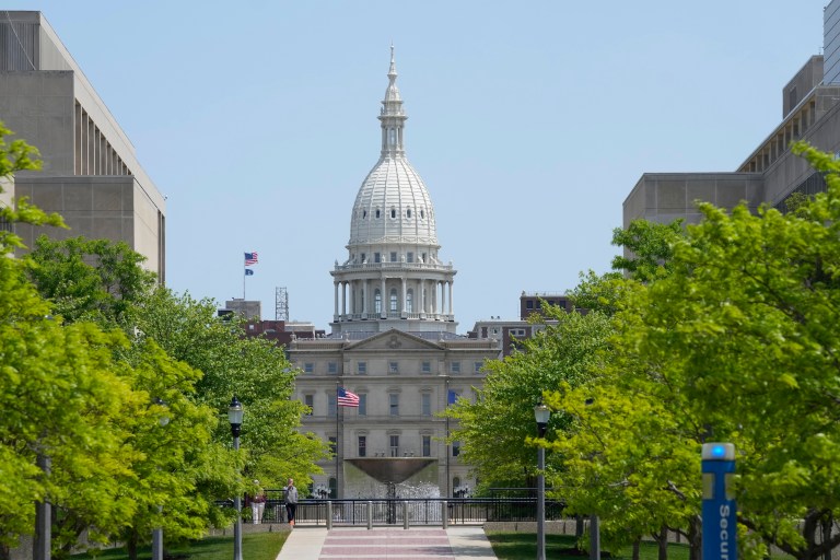 Michigan Democrats regain full control of state government for first time in 40 years