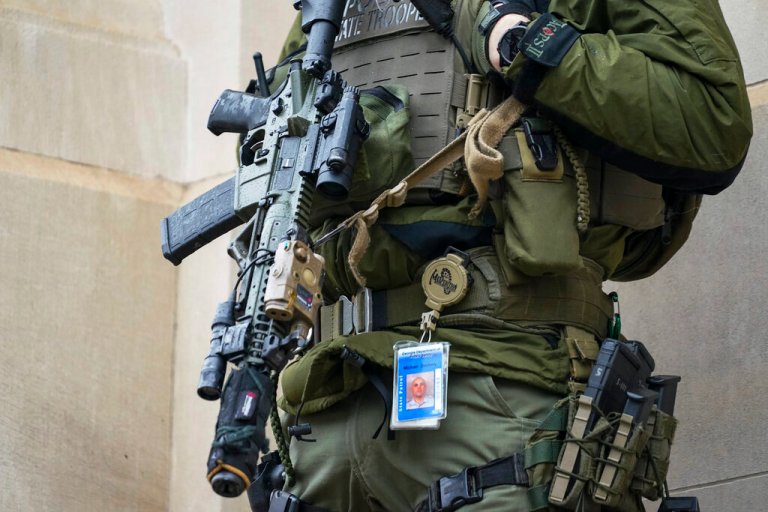 Arizona considering using SWAT team at polls in Maricopa County on Election Day