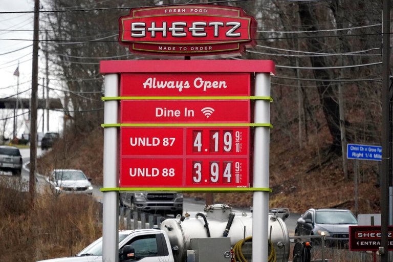 Gas prices: More decreases at the pumps to start the work week