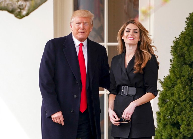Trump trial: Hope Hicks takes the stand