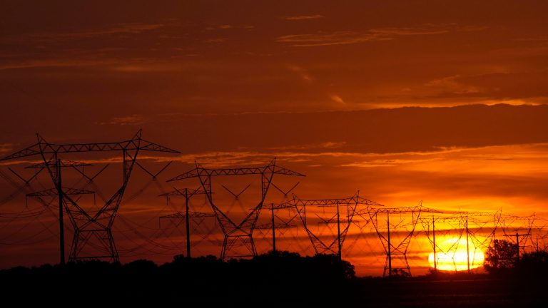 Energy regulators overhaul transmission rules in bid to accelerate clean power